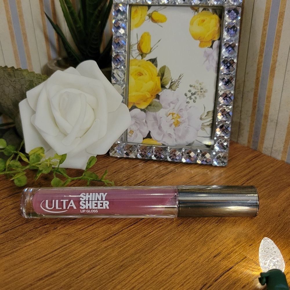 Ulta Beauty Shiny Sheer Lipgloss